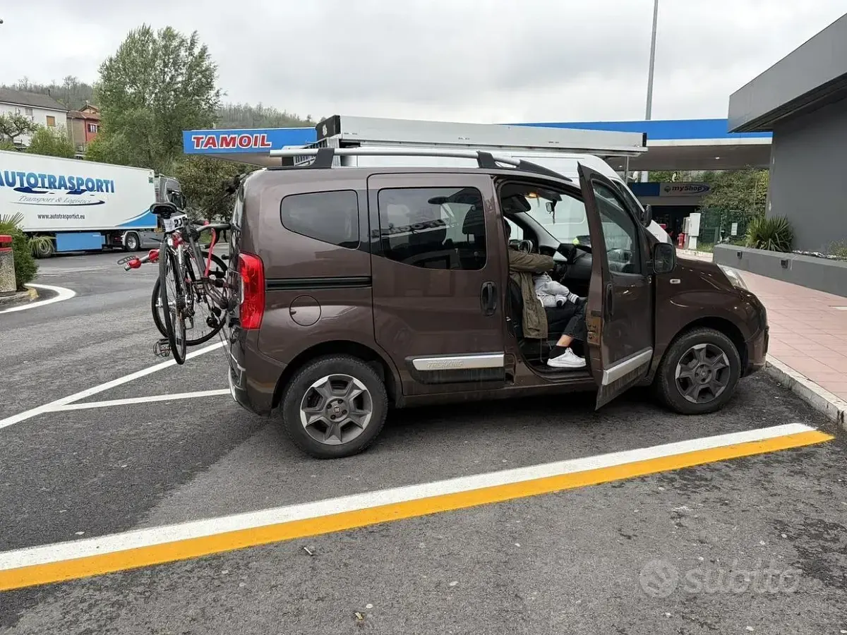 Usata Fiat Qubo Trekking 95 CV (69 kW) 2017 Marrone Monovolume