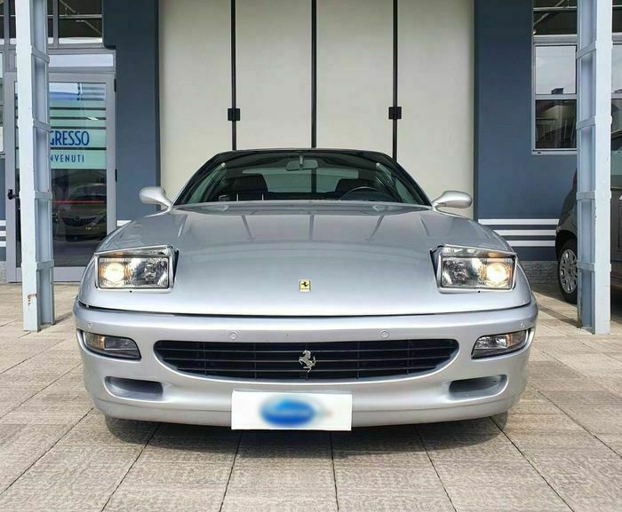 Usata Ferrari 456 442 CV (325 kW) 1997 Argento Coupé