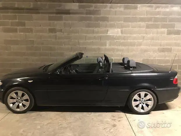 Usata BMW 320 Cabriolet 150 CV (110 kW) 2005 Nero Cabrio