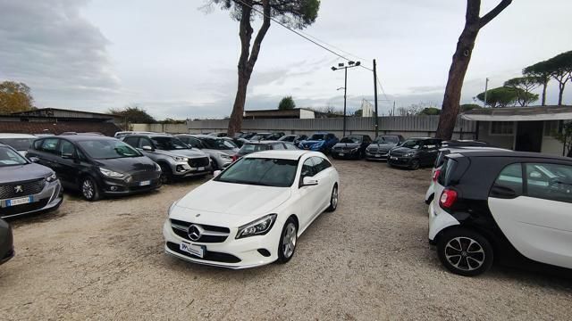 Bianco Usata 2018 Mercedes CLA180 Shooting Brake Station wagon | 18.900 € (Ottimo prezzo) - Immagine 1/4