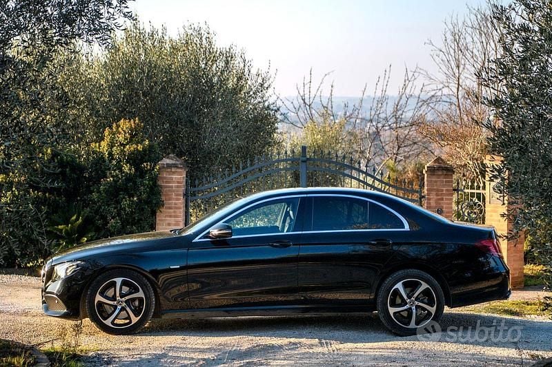 Occasion Mercedes E220 Business 194 ch (142 kW) 2020 Noir Berline