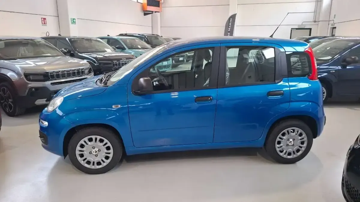 Nuova Fiat Panda Pop 65 CV (47 kW) 2026 Blu italia Utilitaria