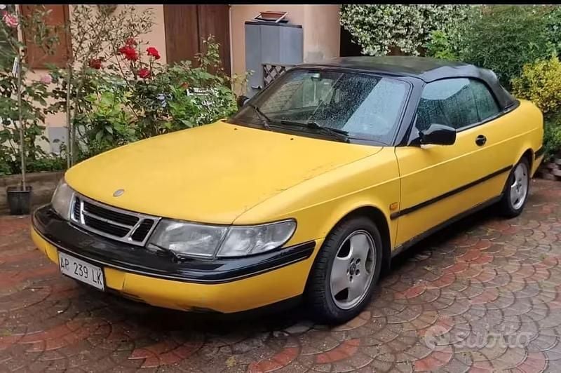 Usata Saab 900 Cabriolet 160 CV (117 kW) 1997 Giallo Cabrio