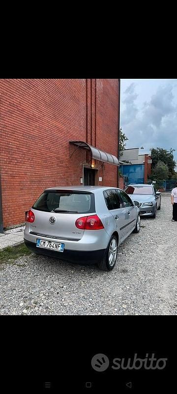 Usata VW Golf V 115 CV (84 kW) 2004 Utilitaria