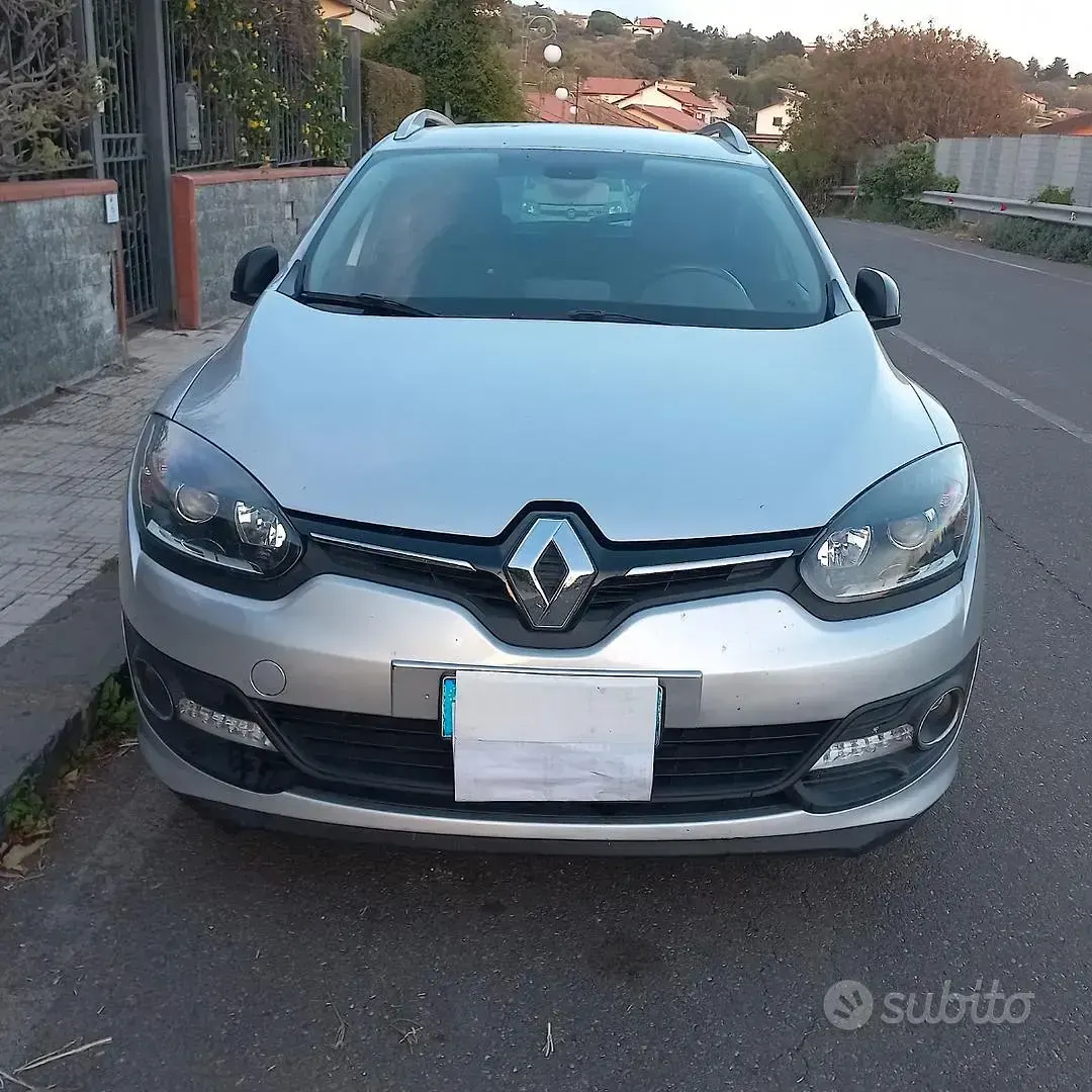 Usata Renault Mégane IV 110 CV (80 kW) 2016 Grigio Berlina