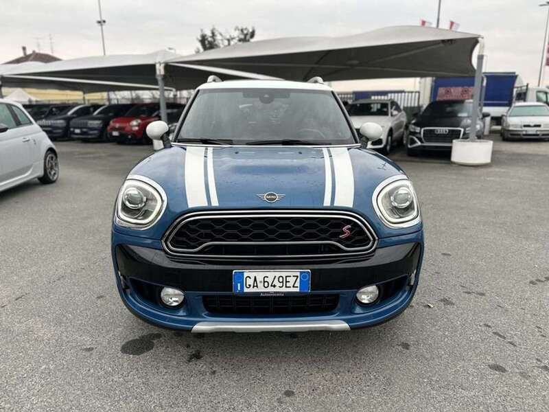 Usata Mini Cooper SD Countryman Hype 190 CV (139 kW) 2020 Azzurro/tetto bianco SUV