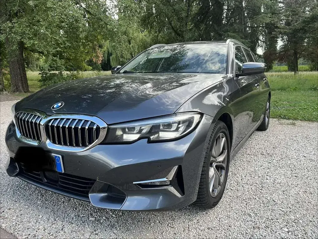 Usata BMW 320 Luxury Line 190 CV (139 kW) 2021 Station wagon