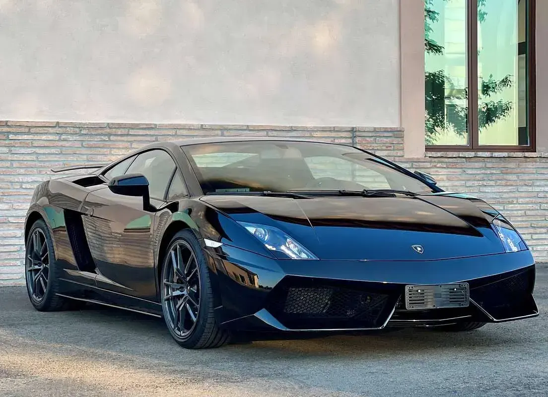 Usata Lamborghini Gallardo 570 CV (419 kW) 2010 Nero Coupé