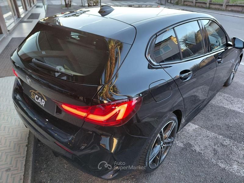 Usata BMW 116 M Sport 116 CV (85 kW) 2022 Nero Utilitaria