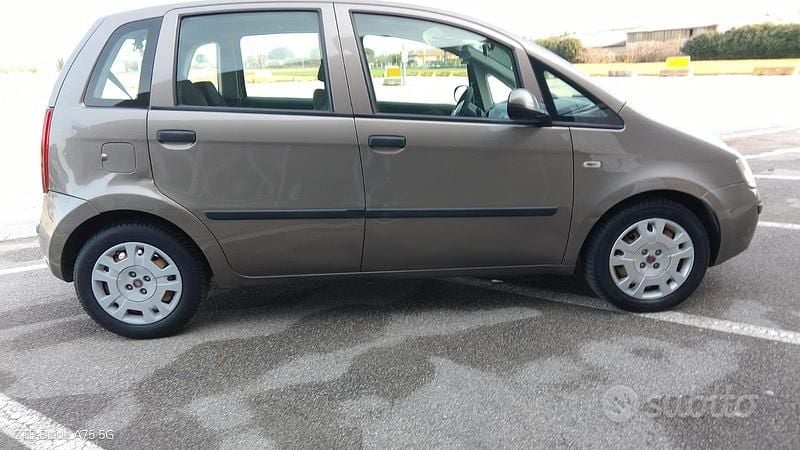 Usata Fiat Idea 70 CV (51 kW) 2009 Monovolume