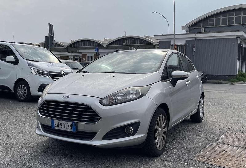 Usata Ford Fiesta Titanium 75 CV (55 kW) 2014 Other Utilitaria