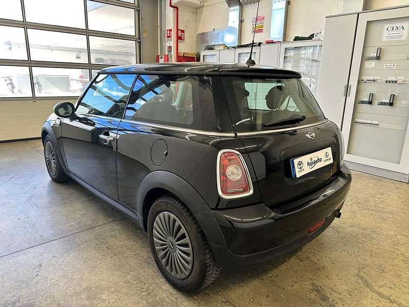 Usata Mini ONE 75 CV (55 kW) 2010 Nero Utilitaria