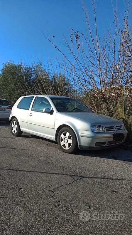 Usata 2000 VW Golf IV | 1600 € (Buon prezzo) - Immagine 1/4