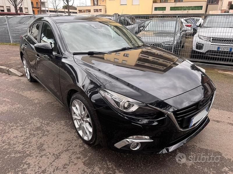 Usata Mazda 3 Exceed 105 CV (77 kW) 2017 Nero Berlina