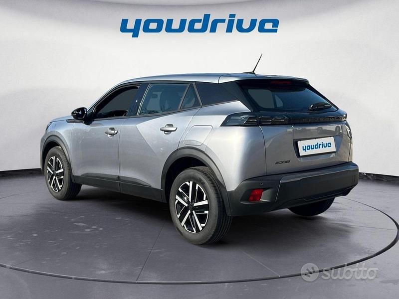 Nuova Peugeot 2008 Style 101 CV (74 kW) 2025 Grigio SUV