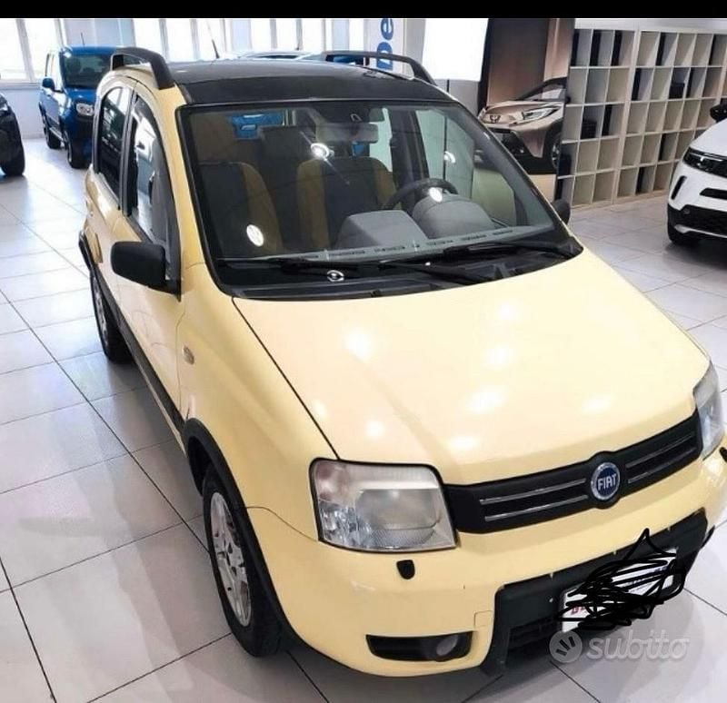 Usata Fiat Panda 4x4 Climbing 60 CV (44 kW) 2004 Utilitaria