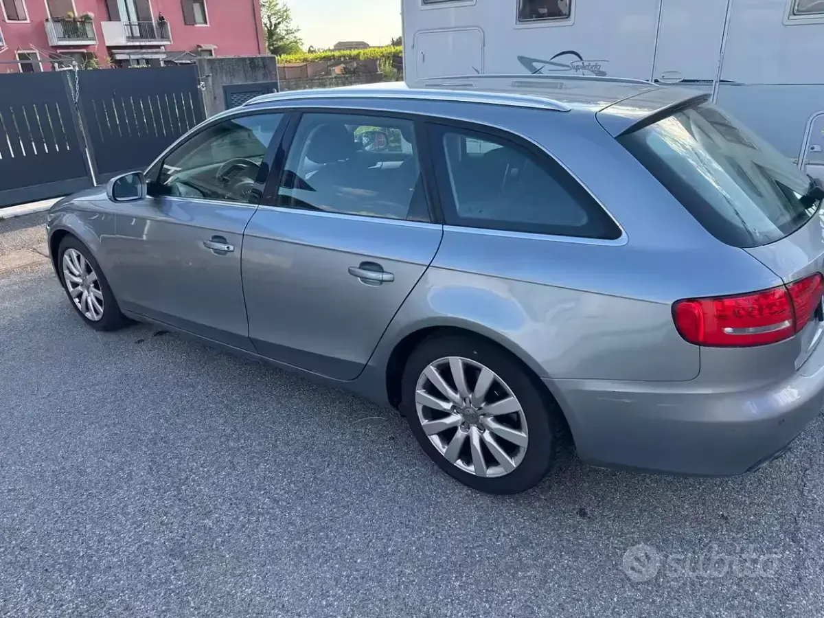 Usata Audi A4 143 CV (105 kW) 2010 Grigio Station wagon