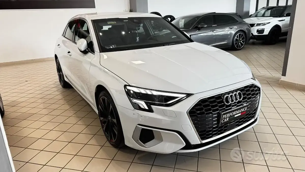Usata Audi A3 Advanced 116 CV (85 kW) 2022 Bianco Berlina