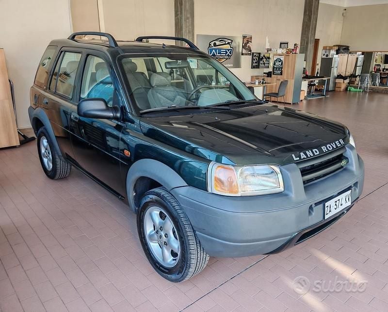 Usata Land Rover Freelander 120 CV (88 kW) 1999 Verde SUV