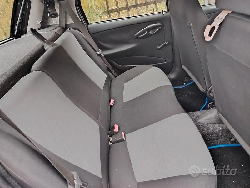 Usata Fiat Punto 60 CV (44 kW) 2007 Nero Berlina
