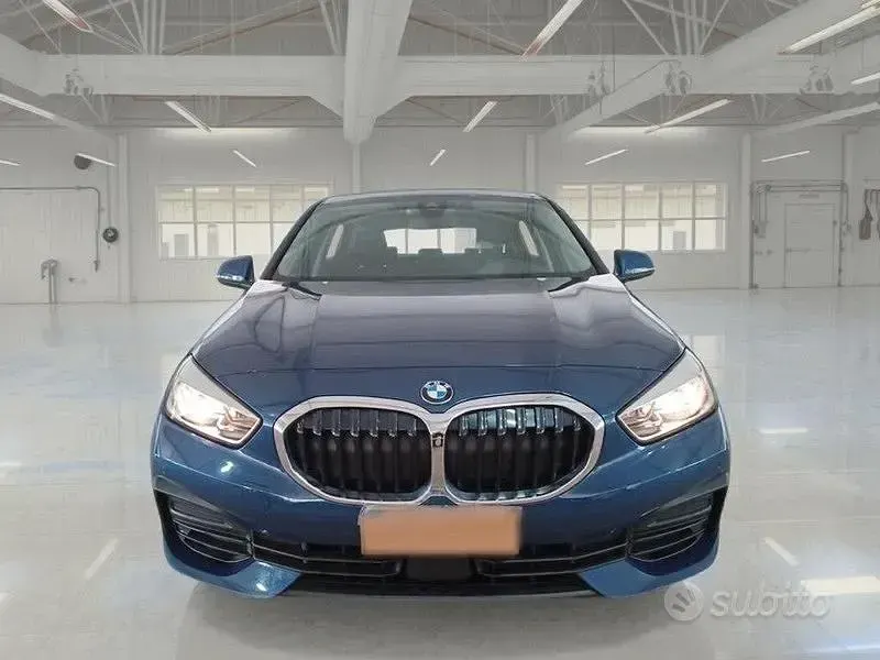 Occasion BMW 116 Advantage 115 PK (84 kW) 2023 Blauw Hatchback