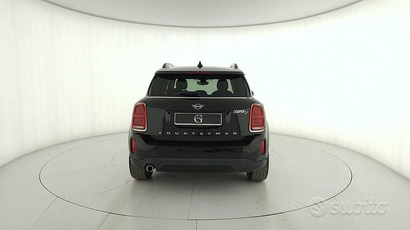 Käytetty Mini Countryman 150 HP (110 kW) 2021 Musta Katumaasturi
