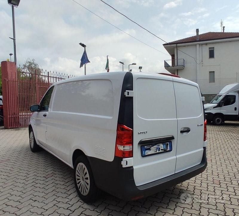 Usata Mercedes Vito 136 CV (100 kW) 2018 Bianco Furgone
