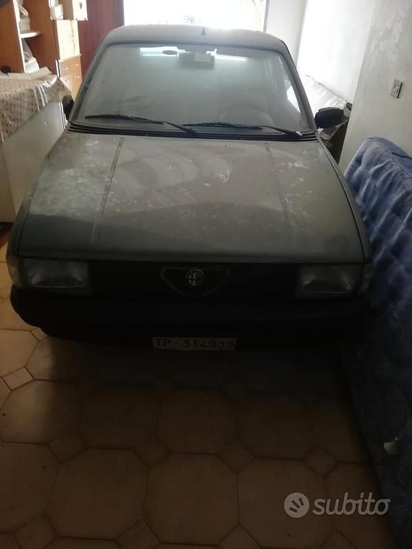 Usata 1988 Alfa Romeo 33 | 2000 € - Immagine 1/4