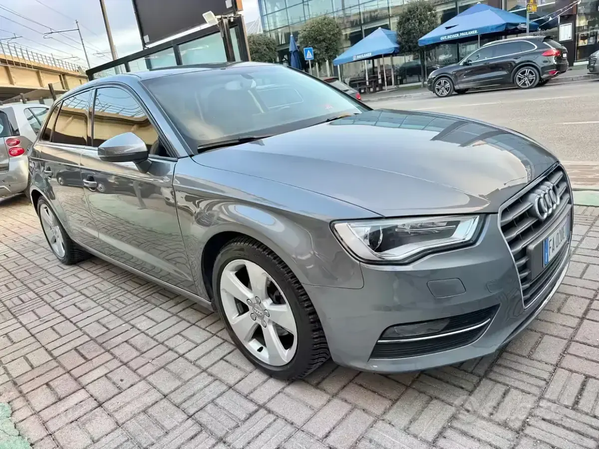 Usata Audi A3 Ambition 110 CV (80 kW) 2015 Grigio Berlina