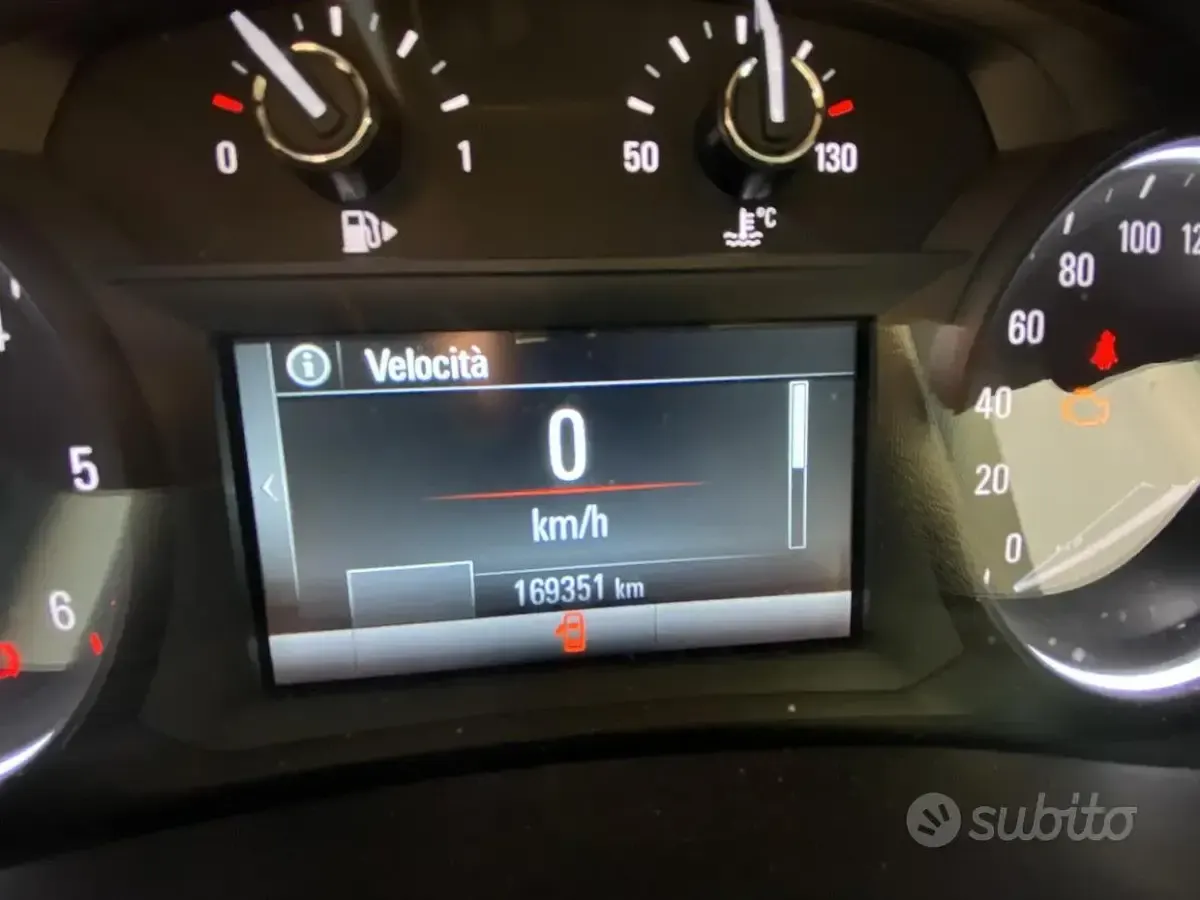 Usata Opel Mokka 136 CV (100 kW) 2018 Grigio SUV