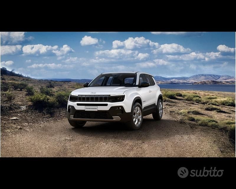 Nuova Jeep Avenger Altitude 100 CV (73 kW) 2025 Grigio SUV