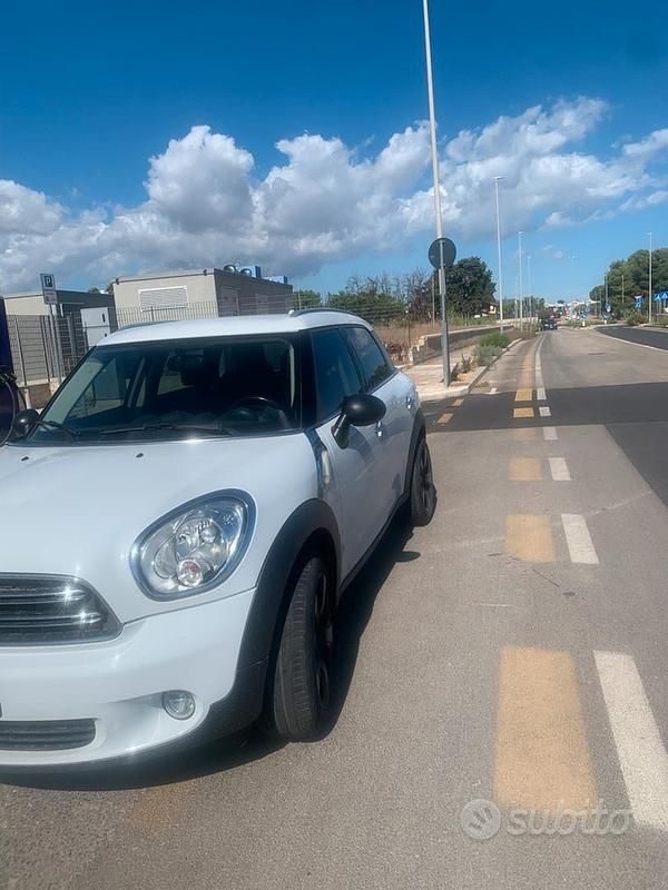 Usata Mini Cooper 2016 Bianco Utilitaria
