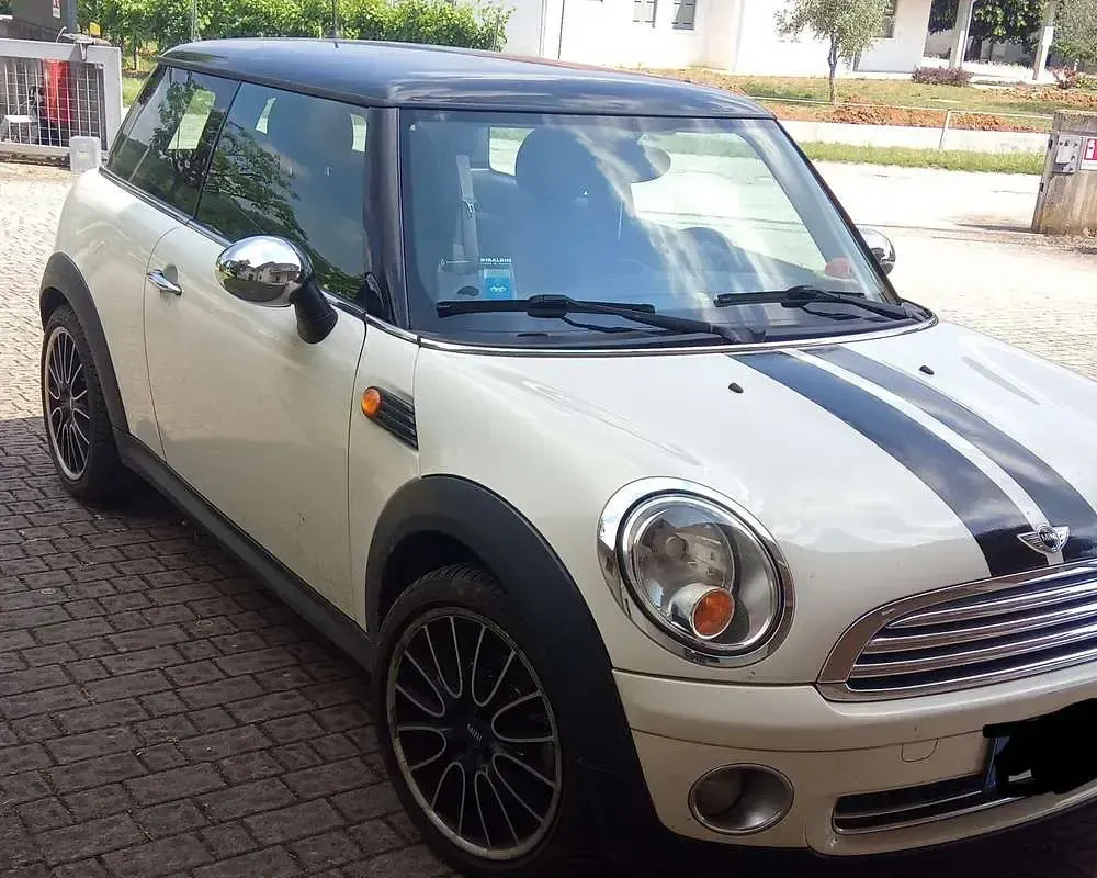 Usata Mini ONE 75 CV (55 kW) 2010 Utilitaria