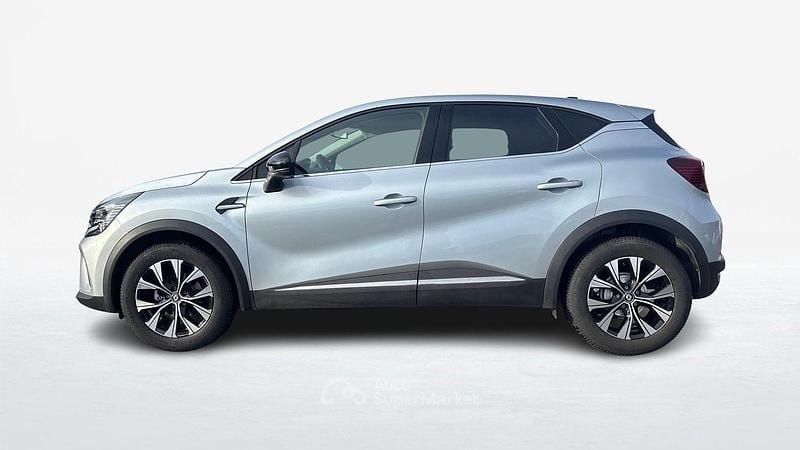 Usata Renault Captur Techno 101 CV (74 kW) 2023 Grigio SUV
