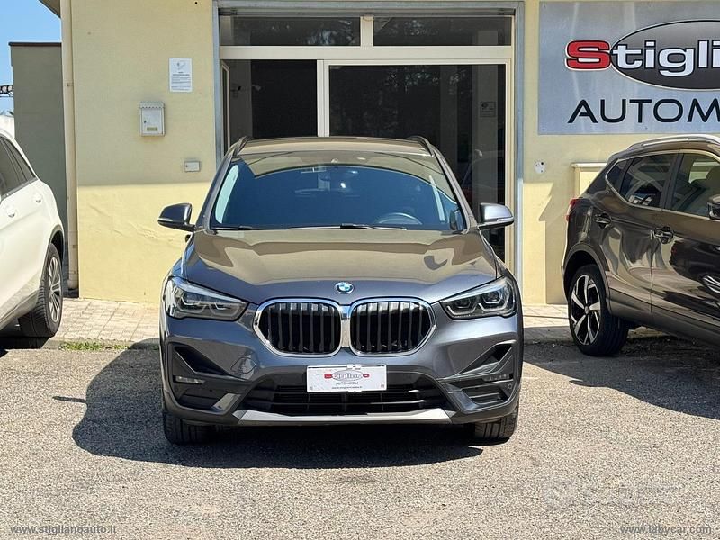 Usata BMW X1 Advantage 116 CV (85 kW) 2020 Gray SUV