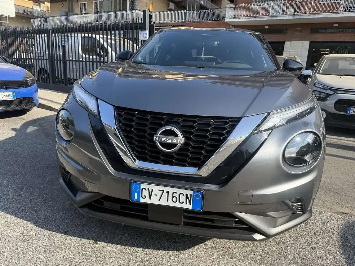 Usata Nissan Juke N-Connecta 114 CV (83 kW) 2024 Grigio SUV