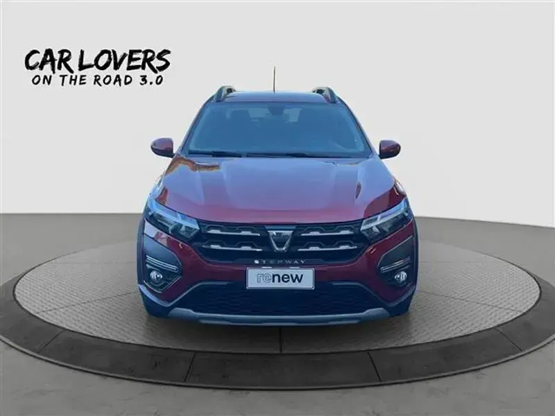 Begagnad Dacia Sandero Comfort 101 HK (74 kW) 2022 Röd Halvkombi