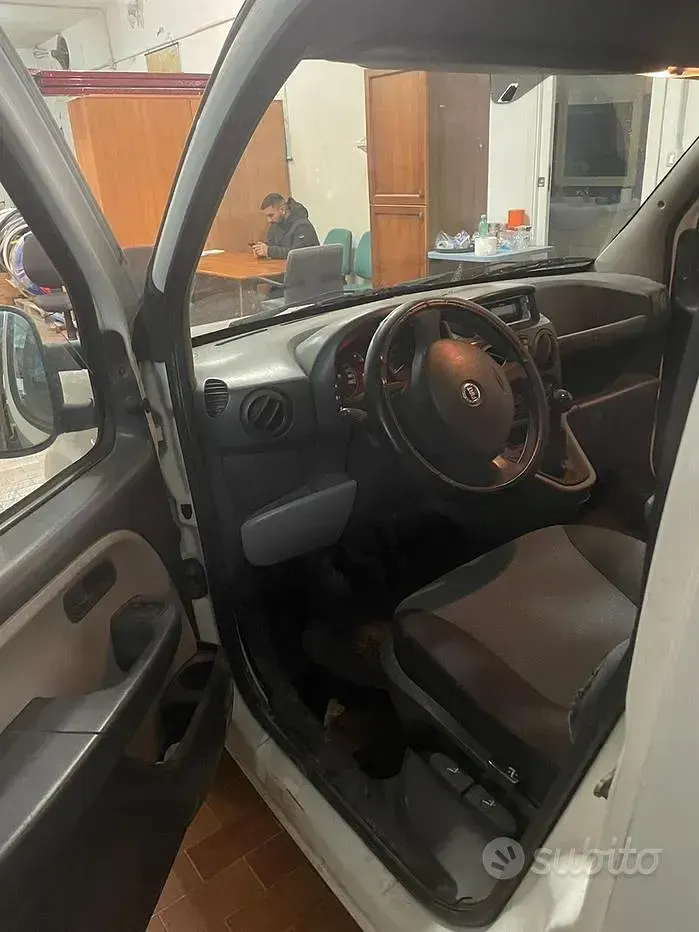Usata Fiat Doblò 85 CV (62 kW) 2006 Monovolume