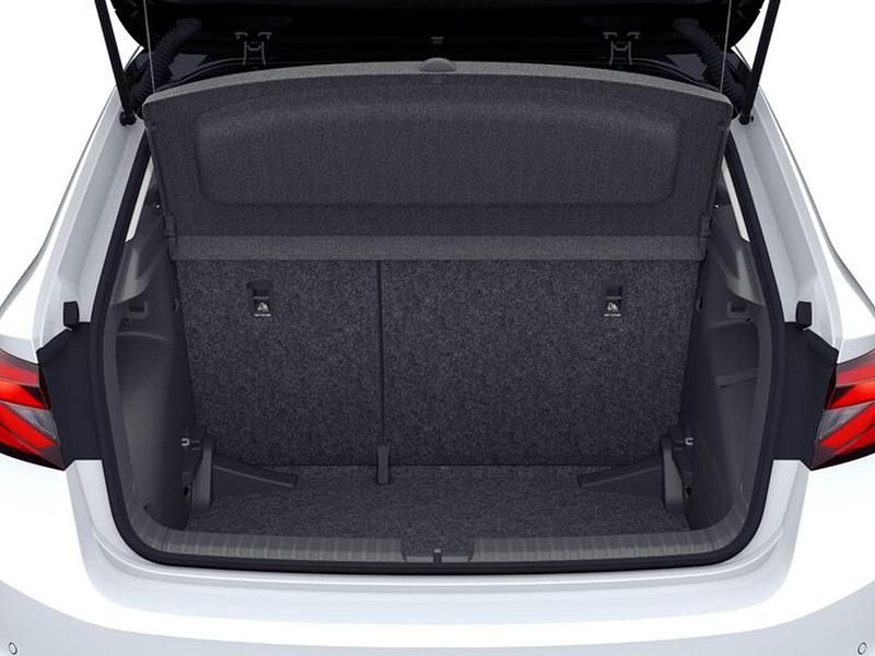 Nuova Skoda Fabia 95 CV (69 kW) 2026 Bianco luna metallizzato nero tulipano p Utilitaria