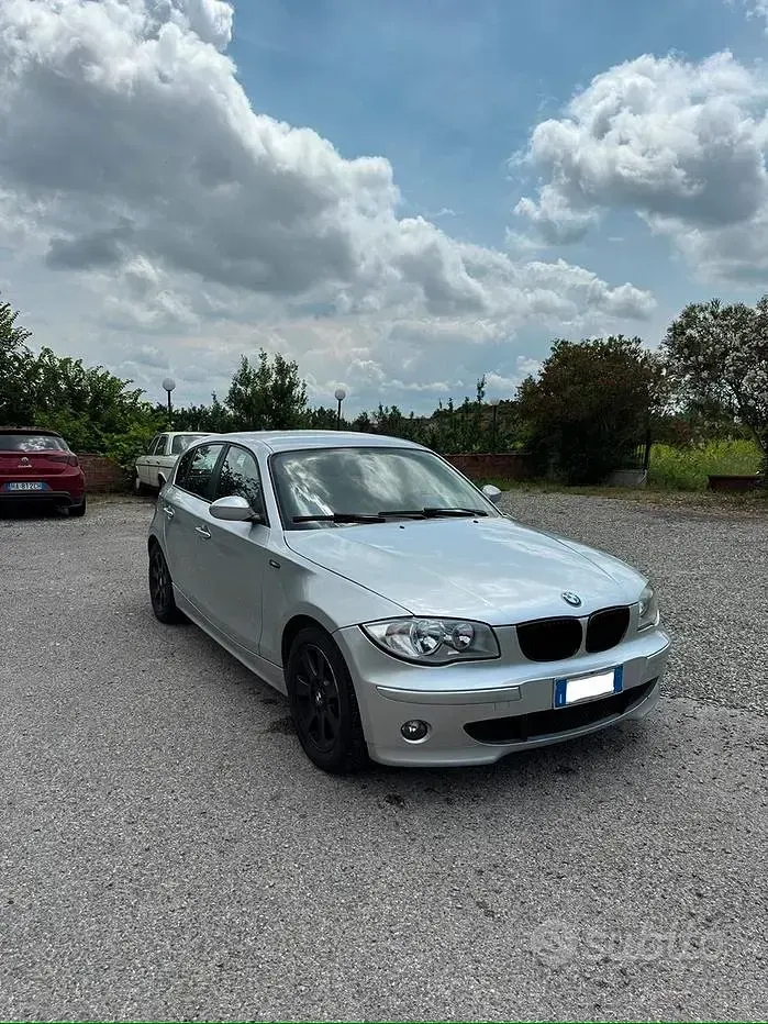 Usata BMW 116 116 CV (85 kW) 2006 Grigio Utilitaria