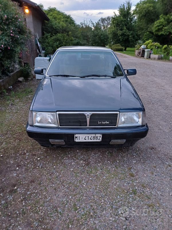 Blu Usata 1986 Lancia Thema Tre volumi | 7000 € - Immagine 1/4