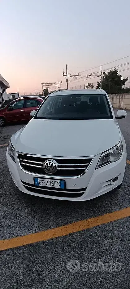 Usata VW Tiguan 140 CV (102 kW) 2010 Bianco SUV