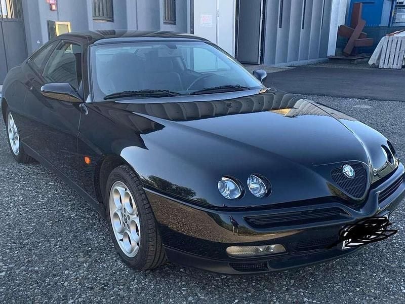 Usata Alfa Romeo GTV 201 CV (147 kW) 1996 Nero Coupé