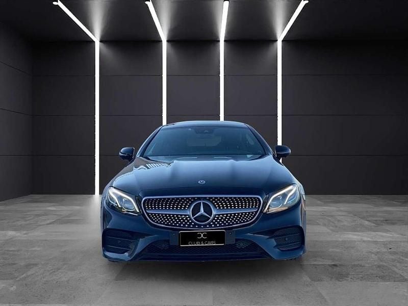 Usata Mercedes E300 AMG Line Premium Plus 245 CV (180 kW) 2020 Nero Coupé