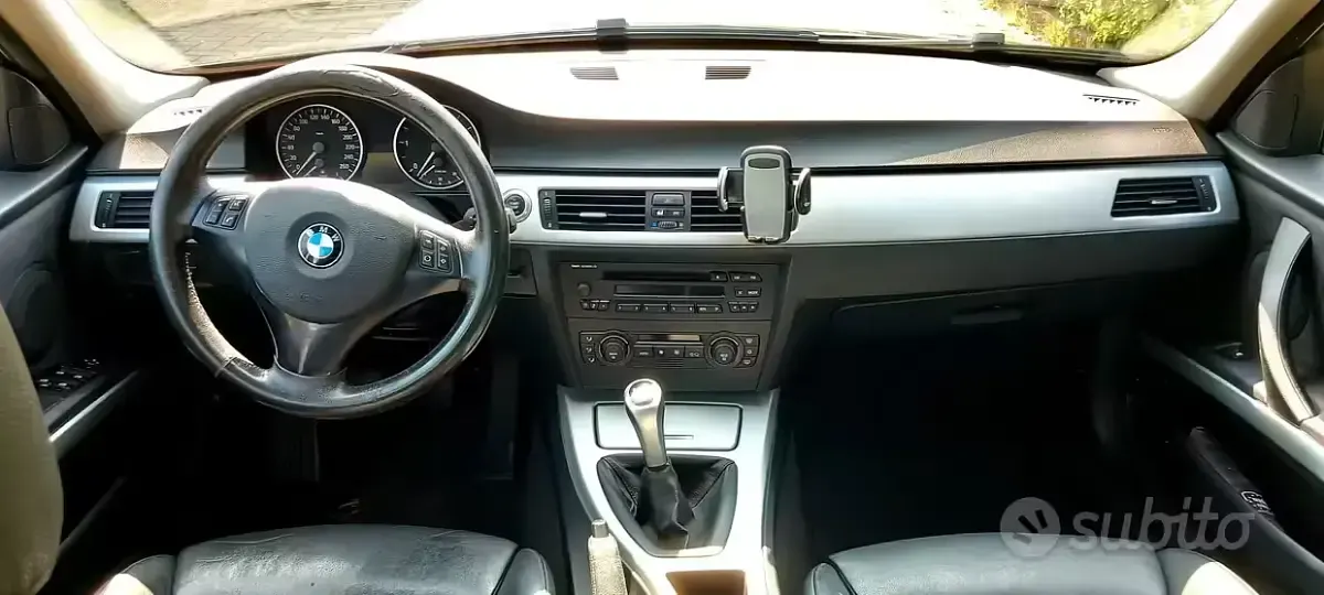 Usata BMW 320 163 CV (119 kW) 2005 Nero Berlina