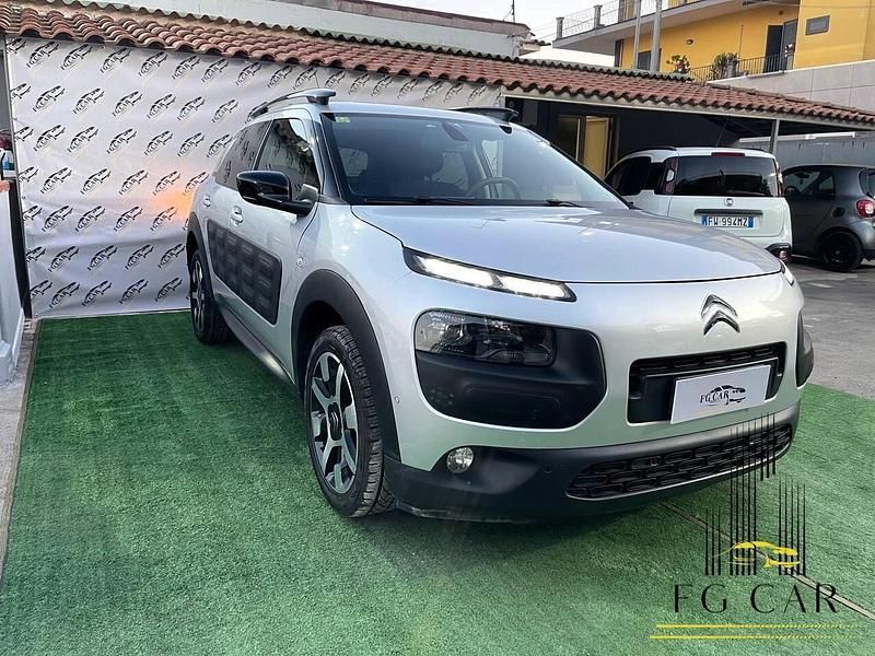 Usata Citroën C4 Shine 120 CV (88 kW) 2018 Argento Berlina