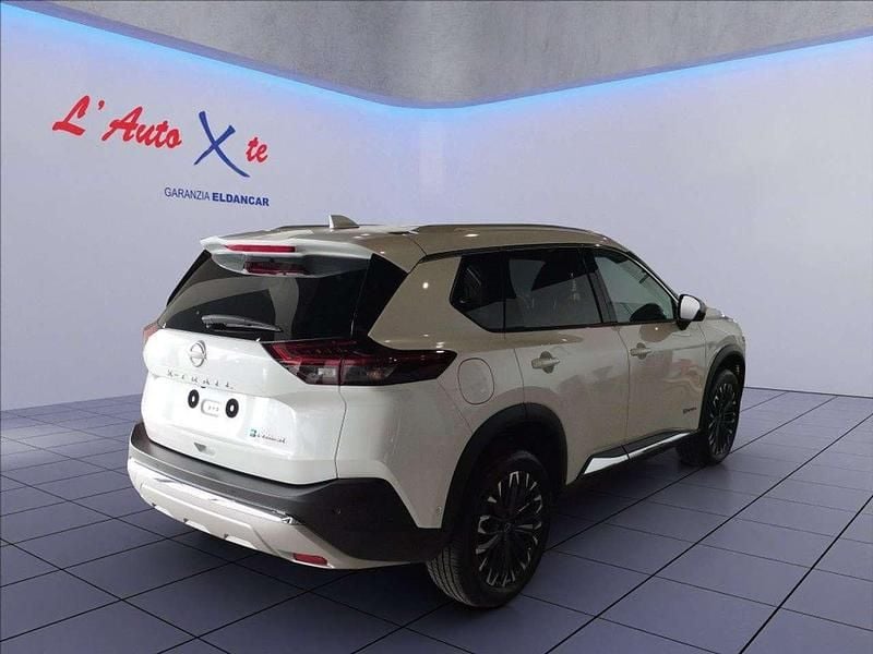 Nuova Nissan X-Trail Tekna 158 CV (116 kW) 2026 Bianco perlato SUV