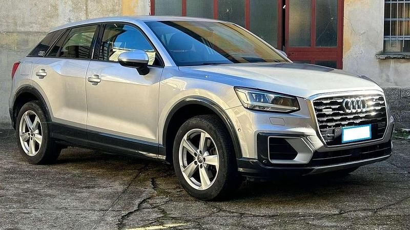 Usata Audi Q2 Sport 150 CV (110 kW) 2017 Argento SUV
