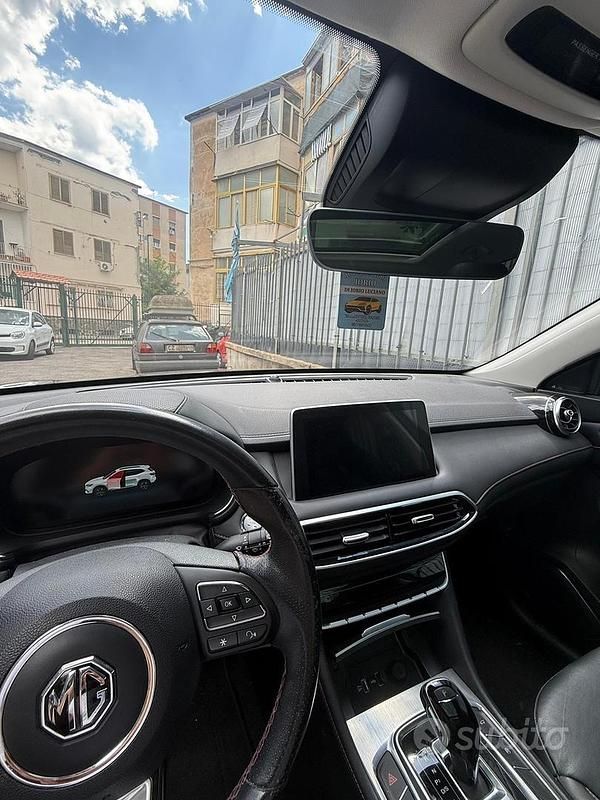 Usata MG HS 162 CV (119 kW) 2023 Nero SUV