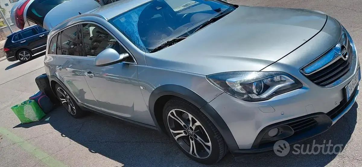 Usata Opel Insignia 163 CV (119 kW) 2015 Station wagon
